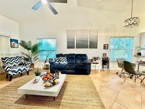 11078 SE Sea Pines Circle Hobe Sound FL 33455