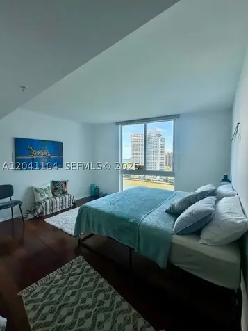 325 S Biscayne Boulevard Miami FL 33131