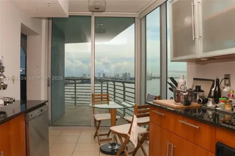 325 S Biscayne Boulevard Miami FL 33131