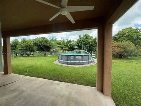 1926 SE 23rd Court Homestead FL 33035
