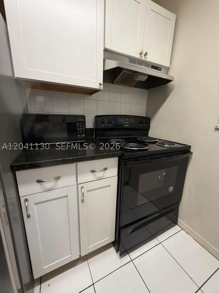 314 S J Street Lake Worth FL 33460
