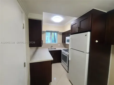 220 Collins Avenue Miami Beach FL 33139