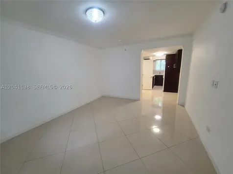 220 Collins Avenue Miami Beach FL 33139