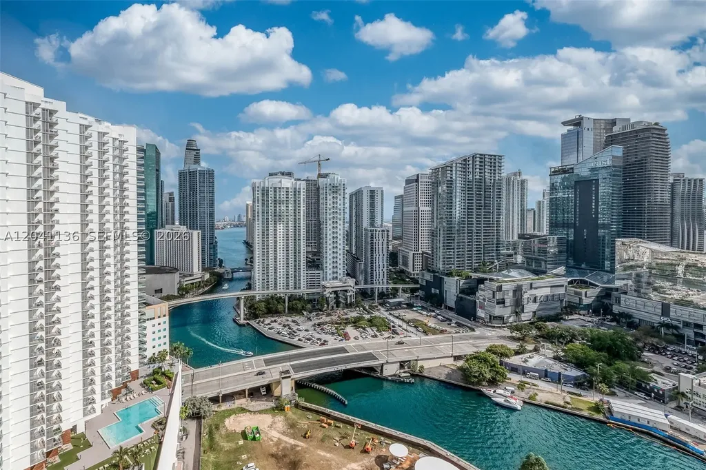 90 SW 3rd Street Miami FL 33130