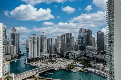 90 SW 3rd Street Miami FL 33130