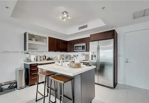90 SW 3rd Street Miami FL 33130