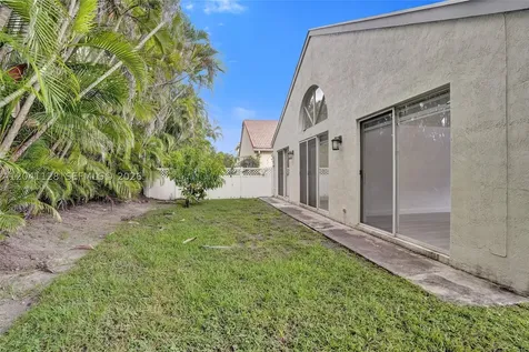 6931 NW 34th Street Margate FL 33063