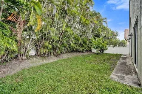 6931 NW 34th Street Margate FL 33063