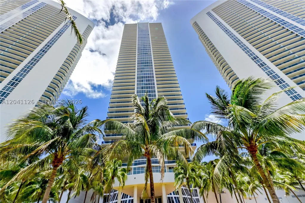 Hallandale Beach FL 33009