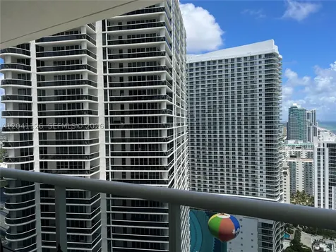 Hallandale Beach FL 33009