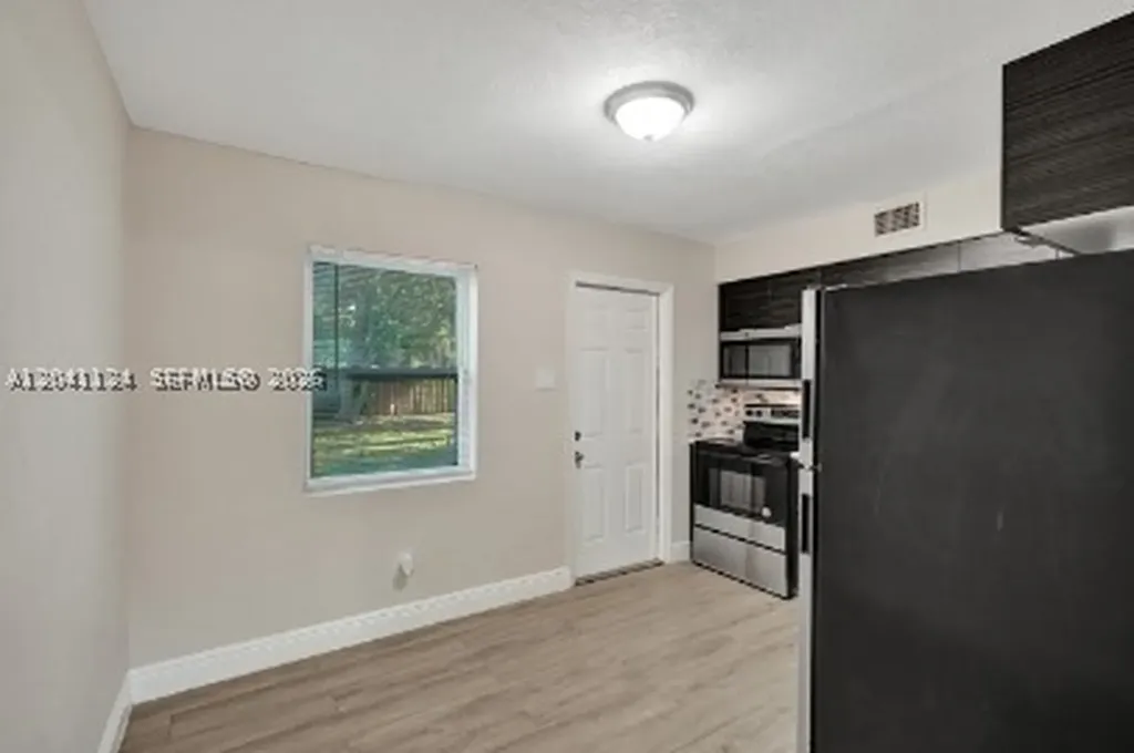 429 NW 9th Avenue Fort Lauderdale FL 33311