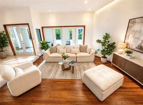 15630 SW 46th Terrace Miami FL 33185