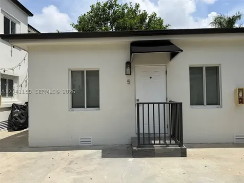 111 SW 11 Avenue Miami FL 33130