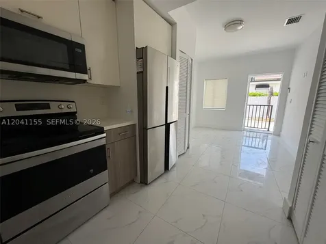 111 SW 11 Avenue Miami FL 33130