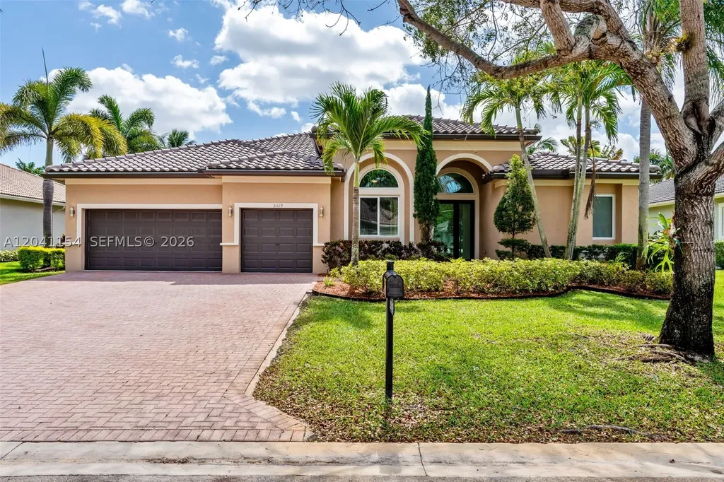 5019 NW 113 Avenue Coral Springs FL 33076