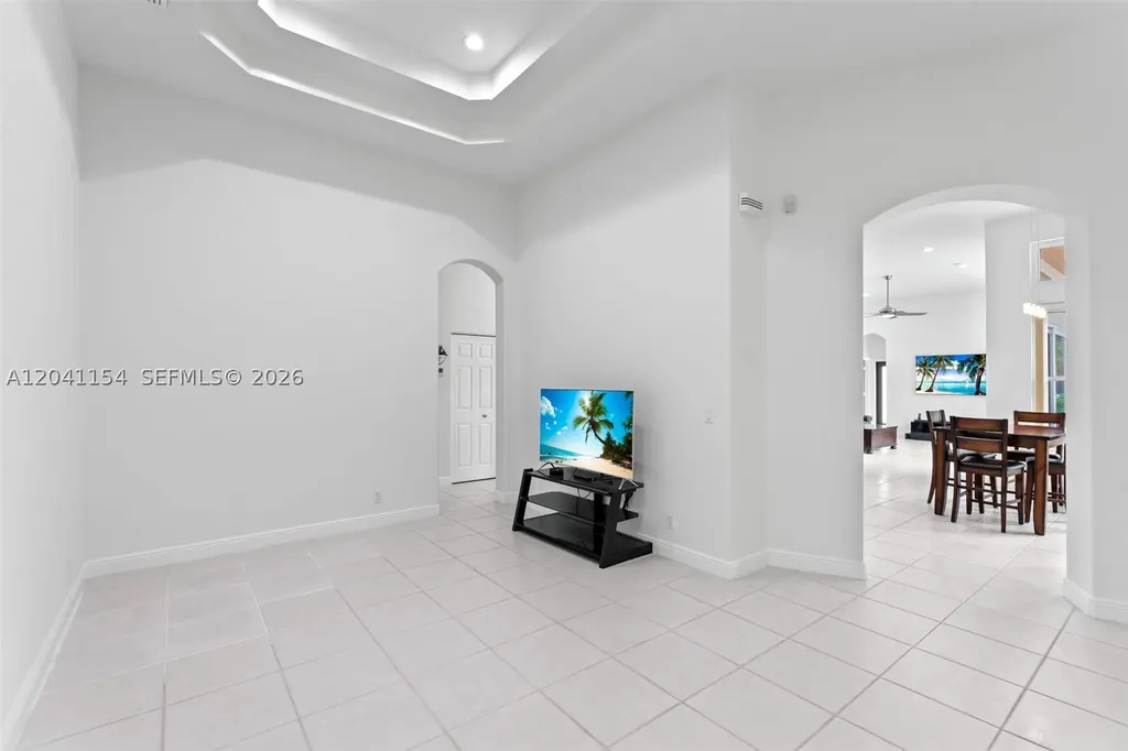 5019 NW 113 Avenue Coral Springs FL 33076