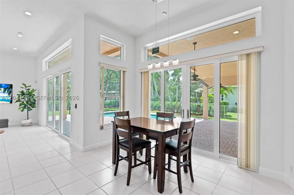 5019 NW 113 Avenue Coral Springs FL 33076