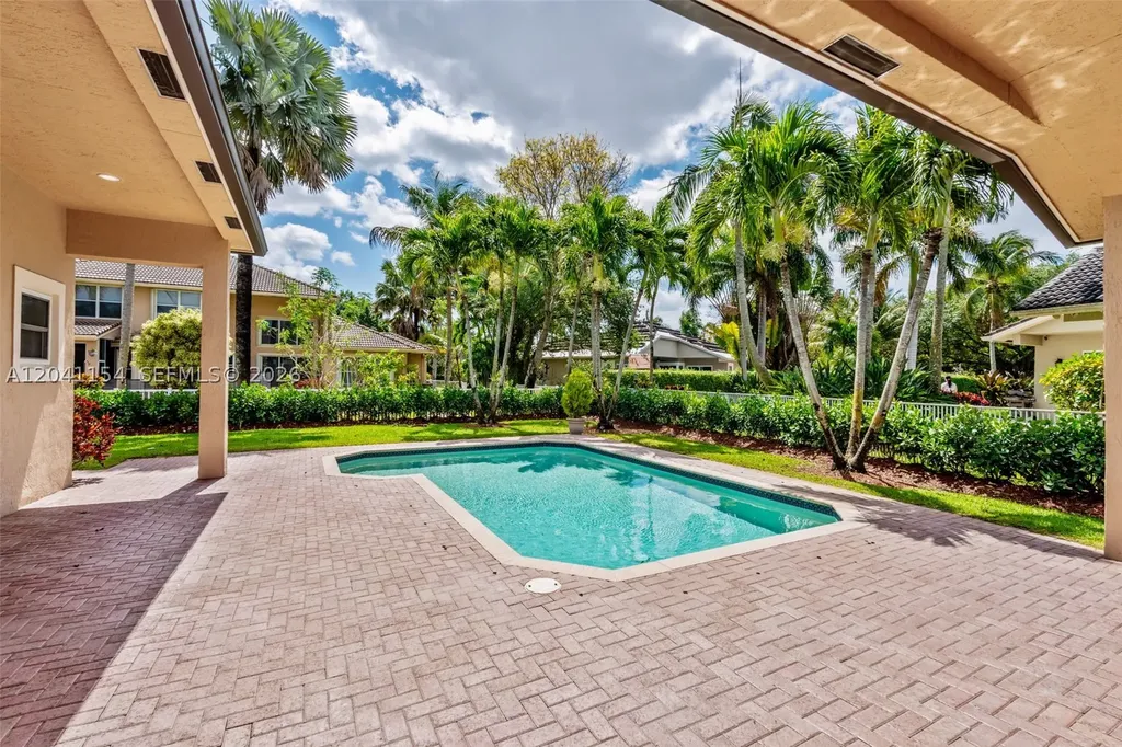 5019 NW 113 Avenue Coral Springs FL 33076