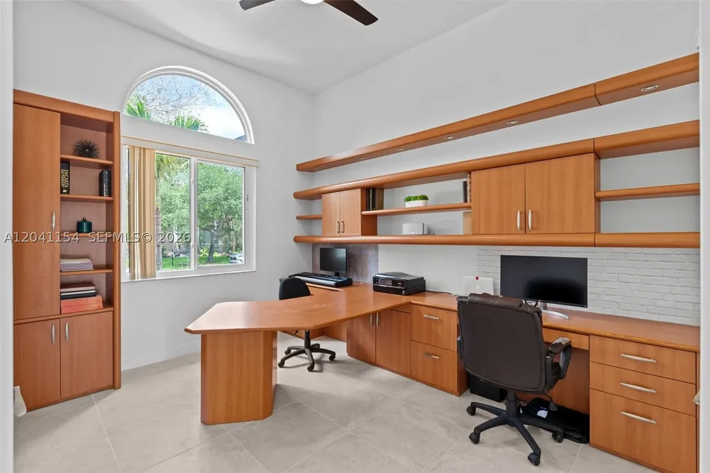 5019 NW 113 Avenue Coral Springs FL 33076