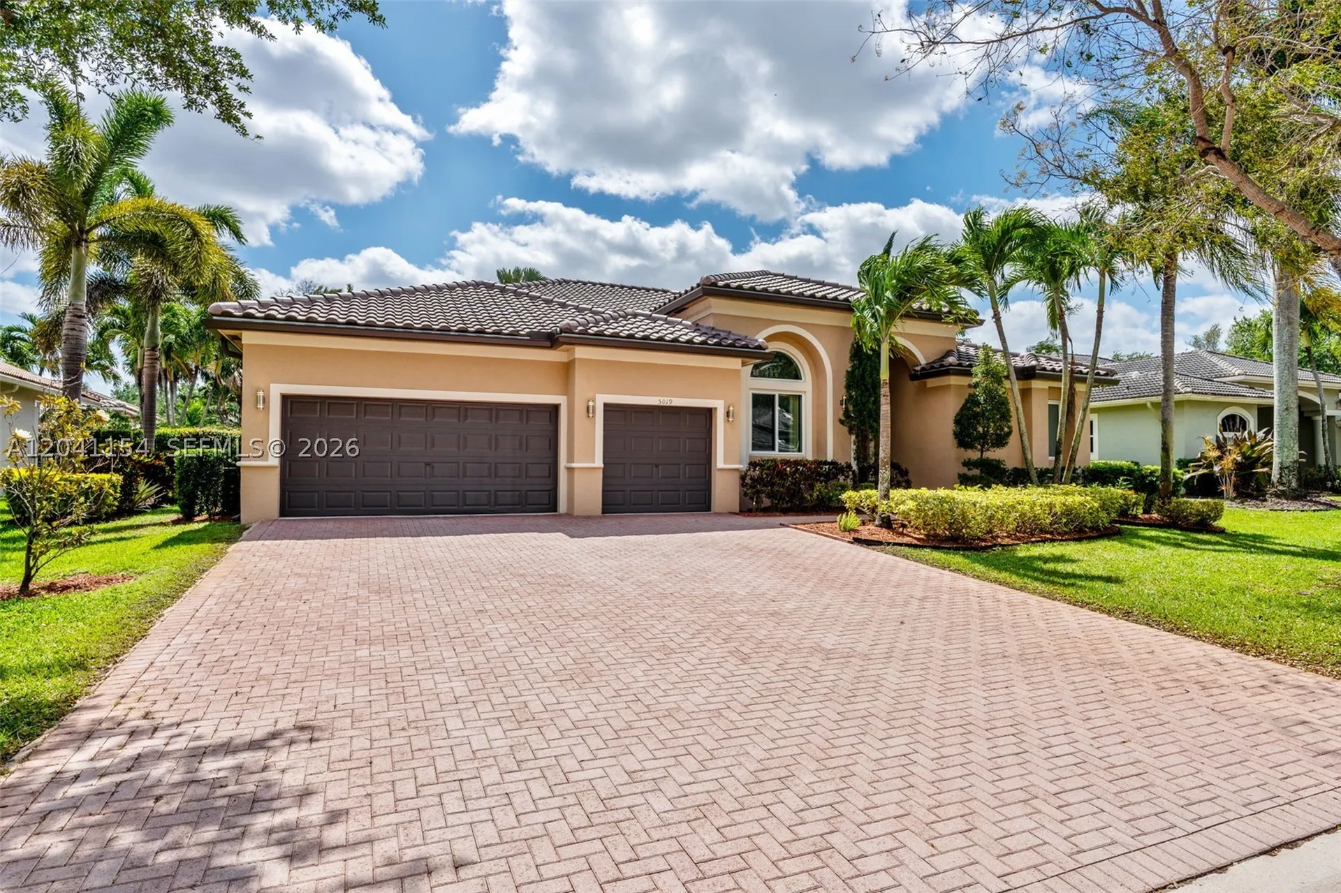 5019 NW 113 Avenue Coral Springs FL 33076