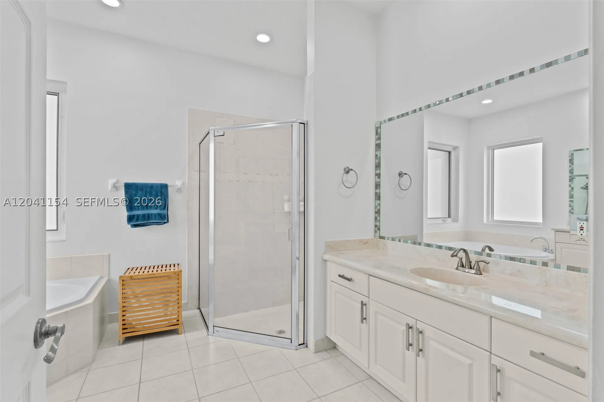 5019 NW 113 Avenue Coral Springs FL 33076