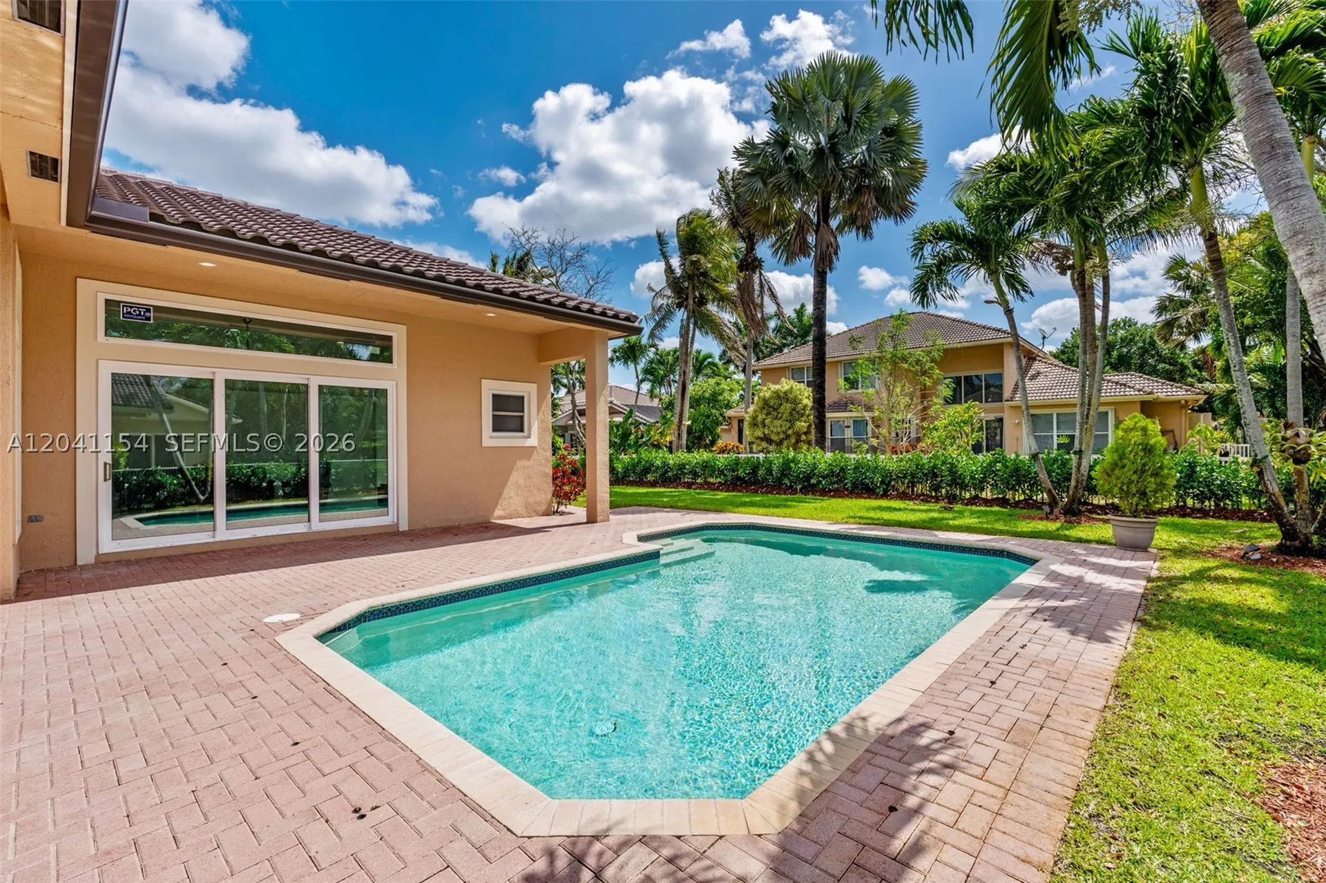 5019 NW 113 Avenue Coral Springs FL 33076