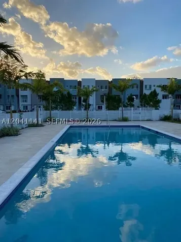2505 NE 193rd Street Miami FL 33180