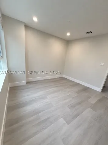 2505 NE 193rd Street Miami FL 33180