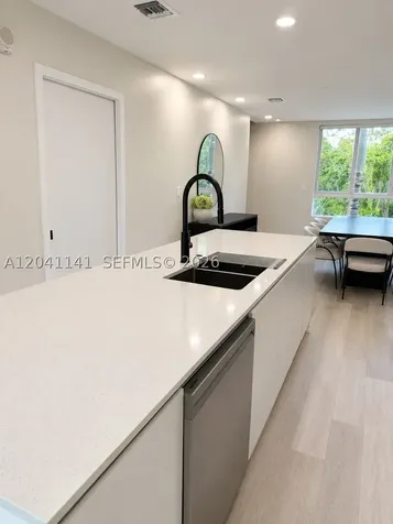 2505 NE 193rd Street Miami FL 33180
