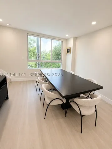 2505 NE 193rd Street Miami FL 33180