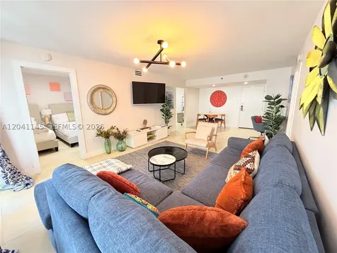 5225 Collins Avenue Miami Beach FL 33140