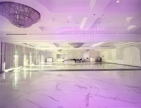 5225 Collins Avenue Miami Beach FL 33140