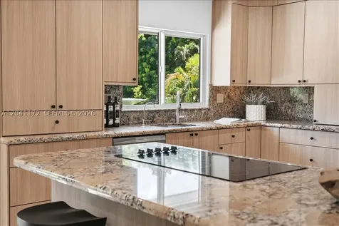 6250 SW 48th Street Miami FL 33155