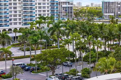 3901 S Ocean Drive Hollywood FL 33019