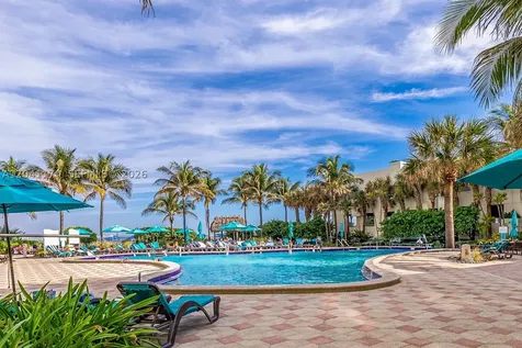 3901 S Ocean Drive Hollywood FL 33019