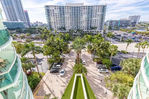 3901 S Ocean Drive Hollywood FL 33019