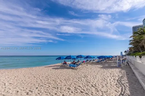 3901 S Ocean Drive Hollywood FL 33019