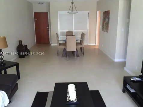3901 S Ocean Drive Hollywood FL 33019