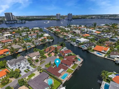 16453 NE 33rd Avenue North Miami Beach FL 33160