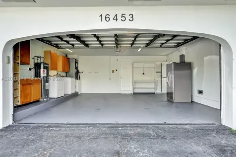 16453 NE 33rd Avenue North Miami Beach FL 33160