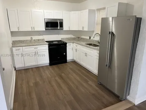 10 NW 71st Street Miami FL 33150