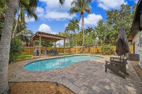 2848 SW 13th Court Fort Lauderdale FL 33312