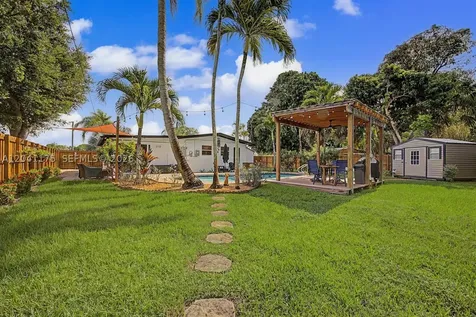 2848 SW 13th Court Fort Lauderdale FL 33312
