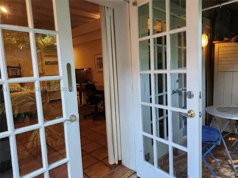 3940 Main Miami FL 33133
