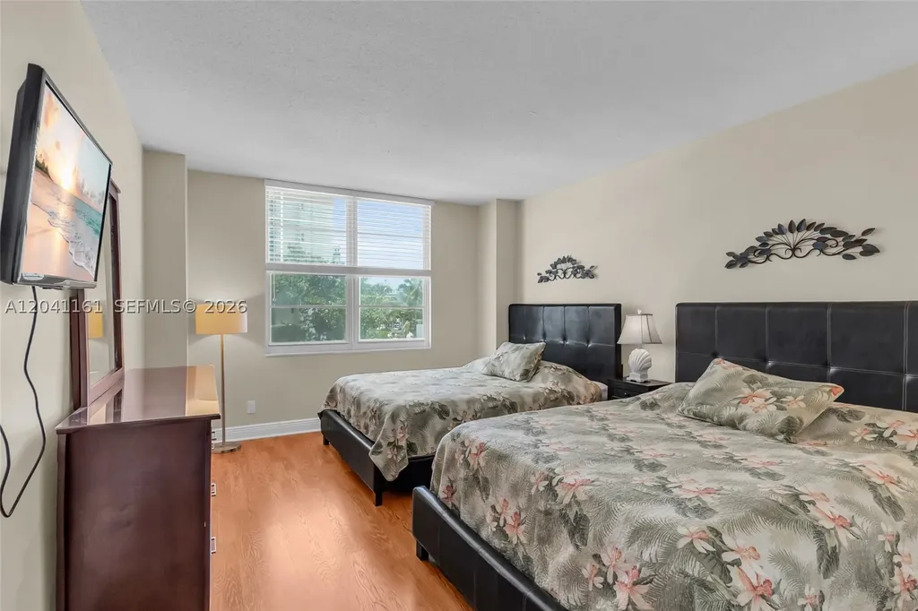 3725 S Ocean Drive Hollywood FL 33019