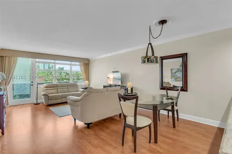 3725 S Ocean Drive Hollywood FL 33019