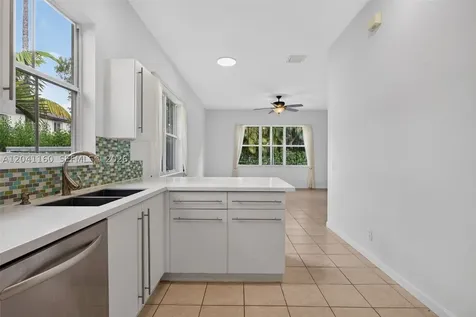 786 Nandina Drive Weston FL 33327