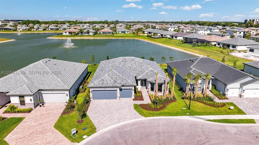 4546 Cumberland Terrace Oakland Park FL 33309