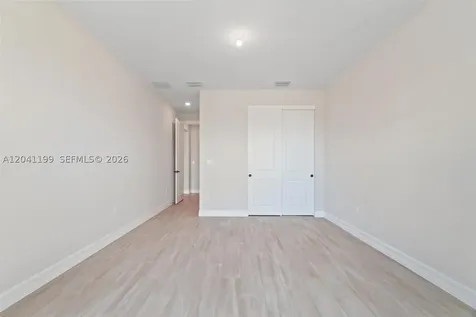 4546 Cumberland Terrace Oakland Park FL 33309