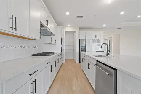 4546 Cumberland Terrace Oakland Park FL 33309